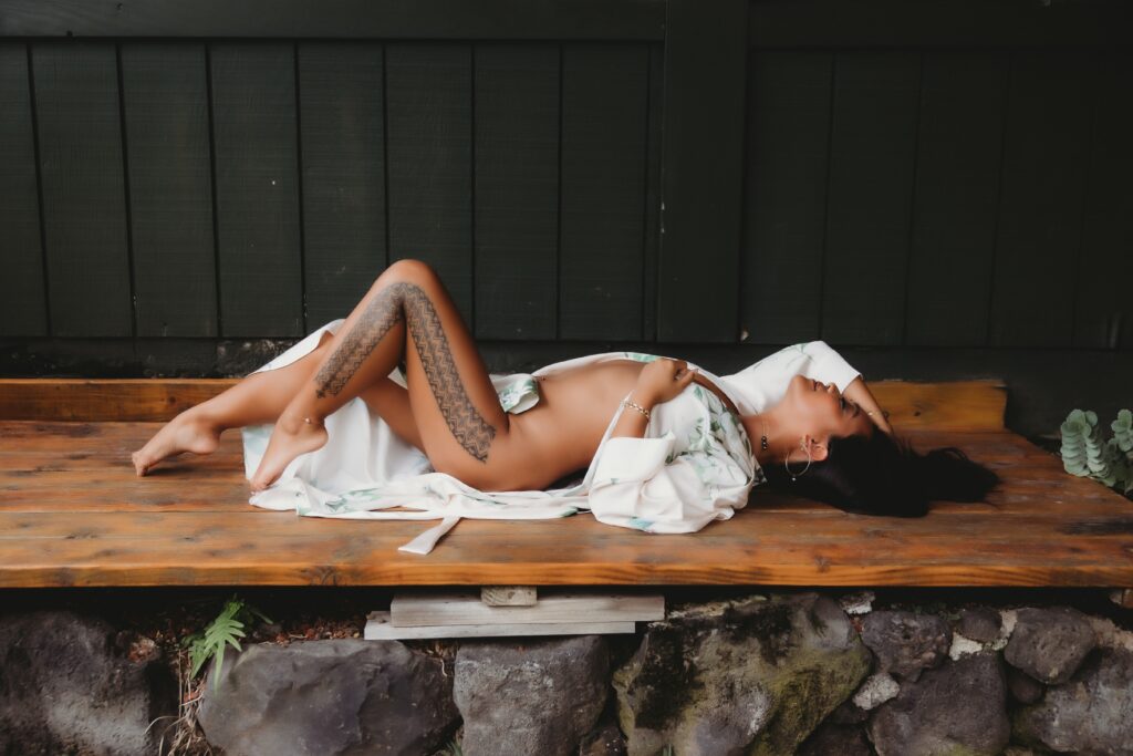 Hawaiian woman with traditional polynesian tattoos